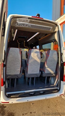 Autocarro urbano MERCEDES-BENZ Bürgerbus Sprinter 907  Niederflur 9 Sitze