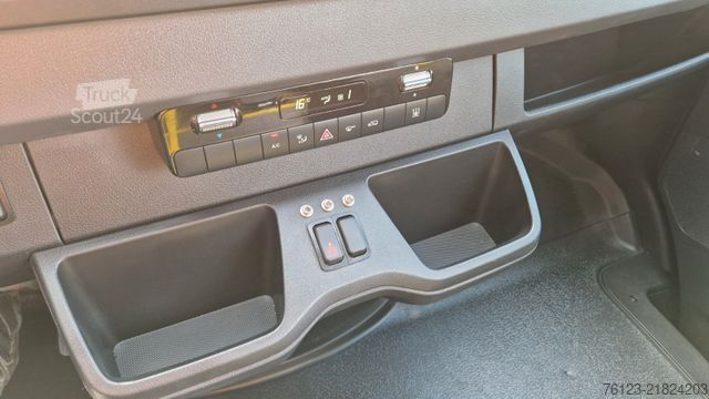 Autocarro urbano MERCEDES-BENZ Bürgerbus Sprinter 907  Niederflur 9 Sitze