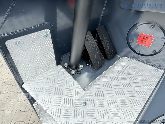 Dört yönlü forklift COMBILIFT CBE2500 TRIPLEX 5500 FORK POSITIONER