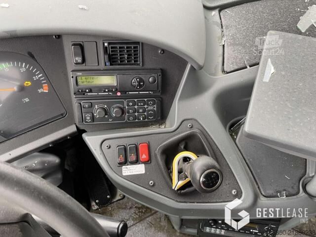 Autobús interurbano Mercedes-Benz INTOURO M300