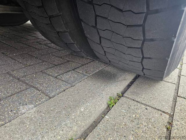 Standard dragbil MAN 18.460 TGX Standard, Euro 6, Standklima