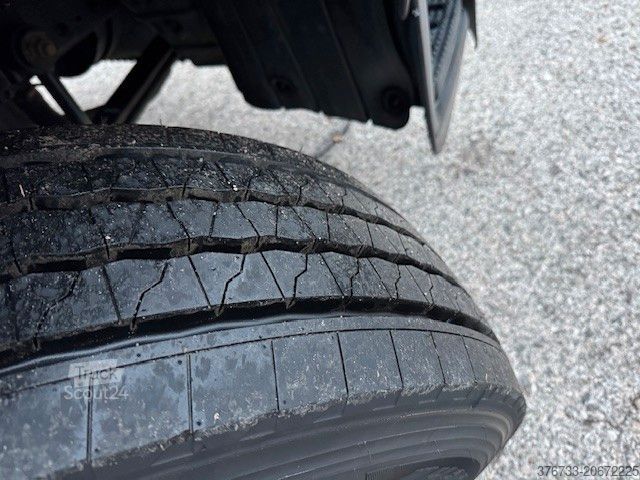 Dėžinis sunkvežimis IVECO ML160E25/P E6C Klima Koffer 8,49 mtr.