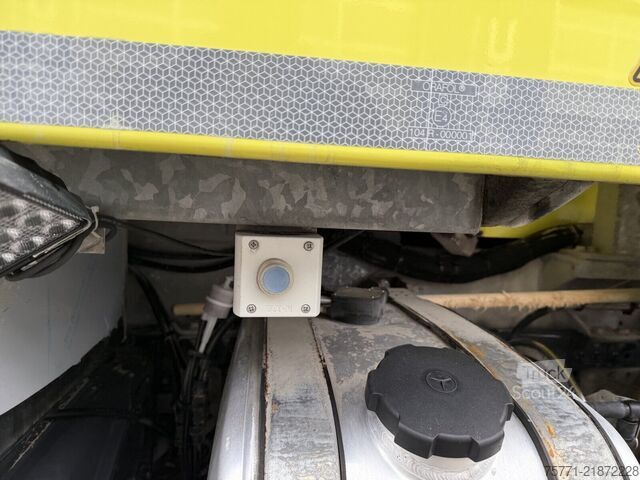 Zametacie vozidlo Mercedes-Benz AROCS 1836 4x2 EURO6 ZAMIATARKA KEHRMASCHINE NO...
