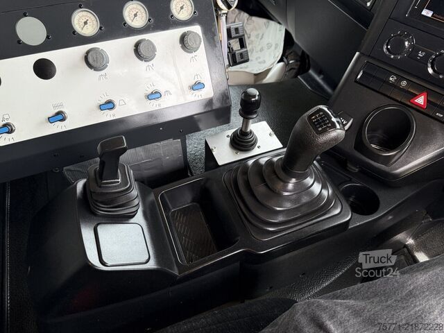 Zametacie vozidlo Mercedes-Benz AROCS 1836 4x2 EURO6 ZAMIATARKA KEHRMASCHINE NO...