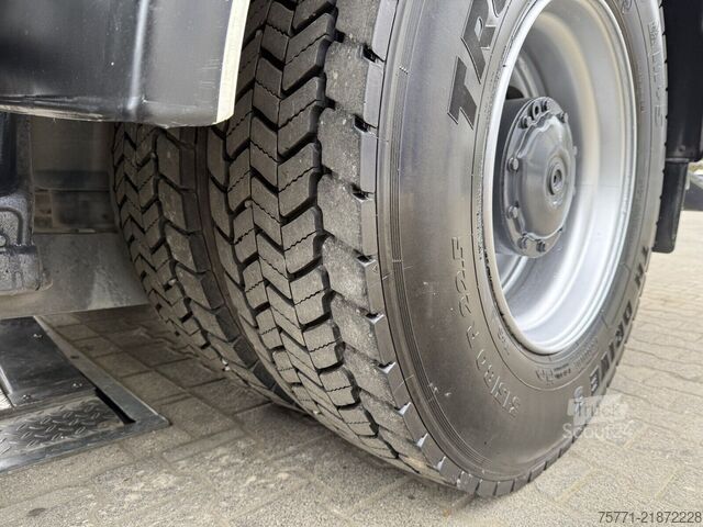 Zametacie vozidlo Mercedes-Benz AROCS 1836 4x2 EURO6 ZAMIATARKA KEHRMASCHINE NO...