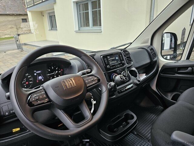 Komercijalno vozilo sa visokim krovom Fiat Ducato 35 L3H2 13m³ Klima Temp 260° Kamera PDC