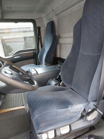 LKW mit Kühlkoffer MAN TGL 12.240 Kühlkoffer 4x2 Bj 2006