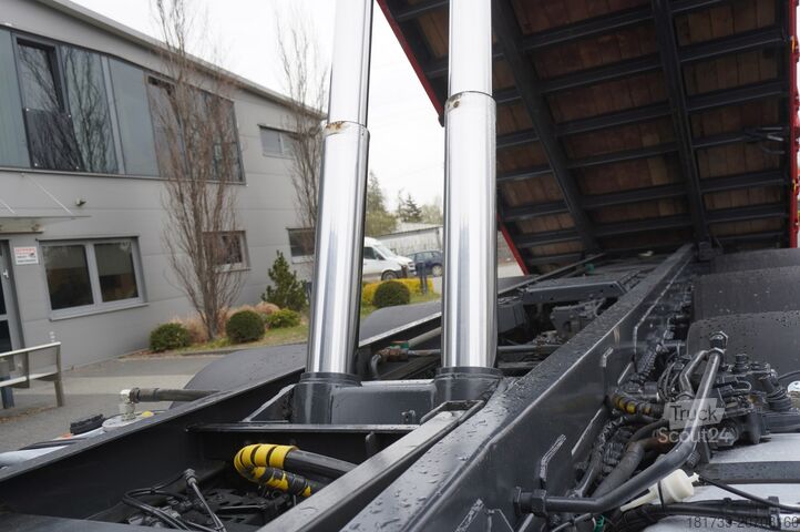 Перекидач зерна Mercedes-Benz Actros 3563 8x4 / Tipper for grain 20 t