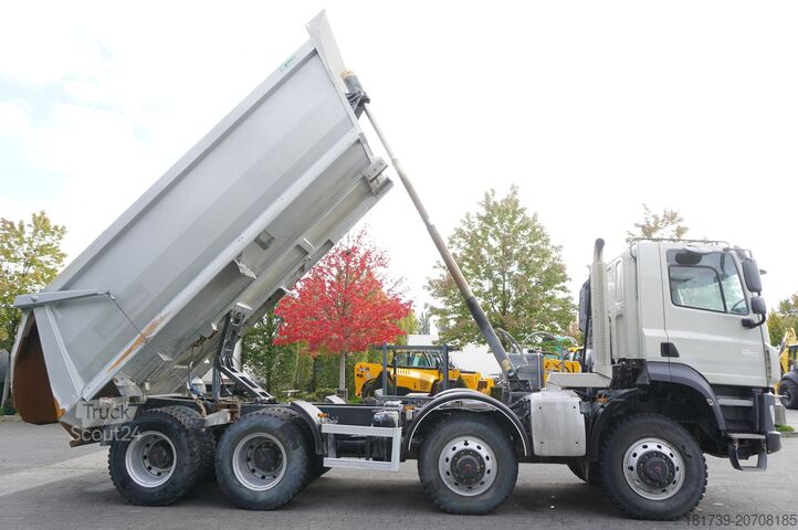 Benne Tatra Phoenix 8x8 Twin-Steer Quad/A dump truck