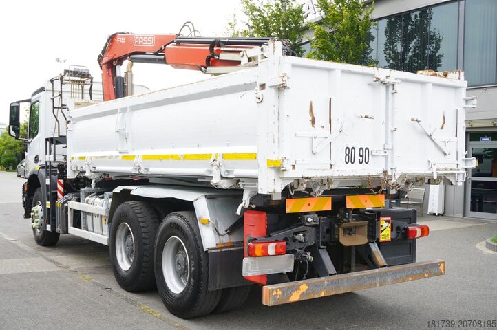 τριμερής ανατροπέας Mercedes-Benz Arocs 2636 / 6x4 / HDS Fassi / 3-Way Tip