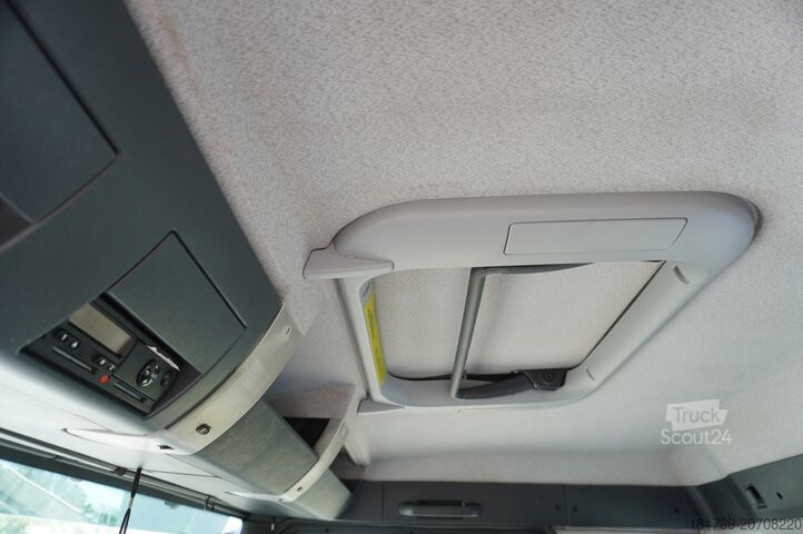 Kancacı MAN TGS 35.400 8×4 HYVA LIFT 32.56 SE hooklift