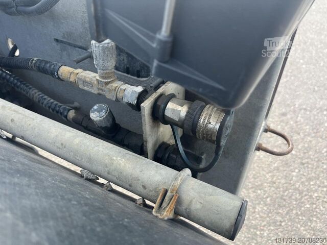 Вантажівка з гаком Mercedes-Benz Arocs 2543 6x2*4 / 21t Hooklift HIABT