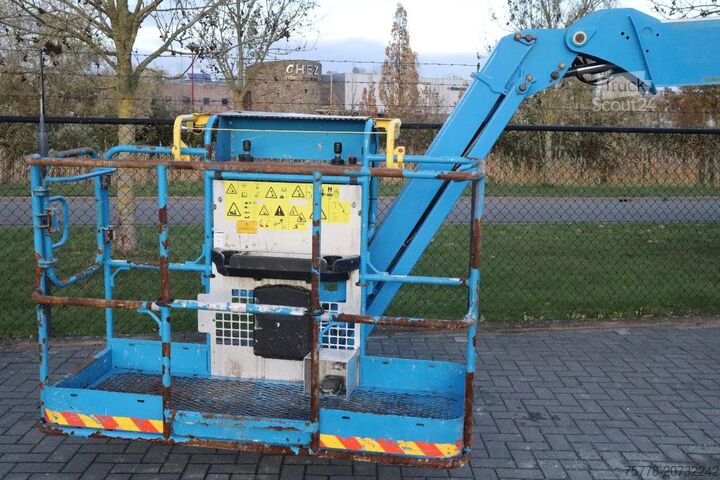 Sujungta teleskopinė darbo platforma Genie S-80 J | 26.5 METER | 300 KG | LOW HOURS