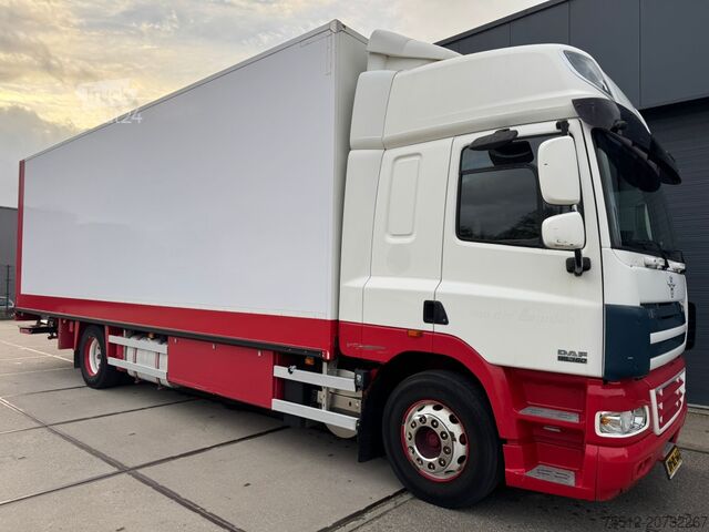 Koffer DAF CF 85.360 SC / Euro 5 / Tail Lift / TUV: 1-2026...