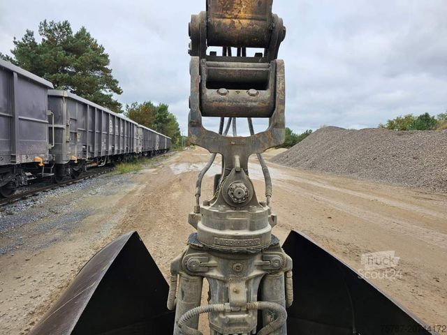 Riteņu ekskavators LIEBHERR A 904-2 C Litronic mit fahrbarer  Kabine, Klima