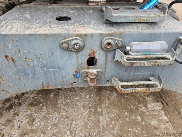 Riteņu ekskavators LIEBHERR A 904-2 C Litronic mit fahrbarer  Kabine, Klima