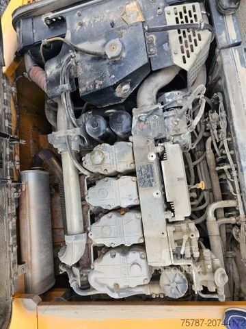 Riteņu ekskavators LIEBHERR A 904-2 C Litronic mit fahrbarer  Kabine, Klima