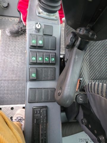 Containerstapler Liebeherr LRS V 645 Reachstacker/ Contlader