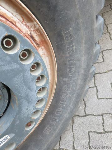 Containerstapler Liebeherr LRS V 645 Reachstacker/ Contlader