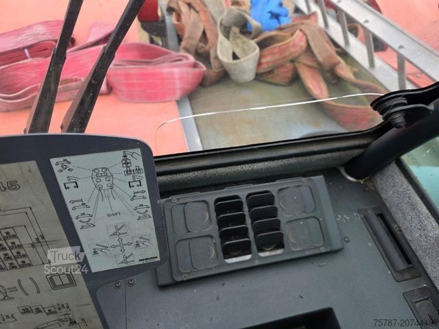 Οι υπολοιποι LIEBHERR LRS V645 Reachstacker/ Containerlader