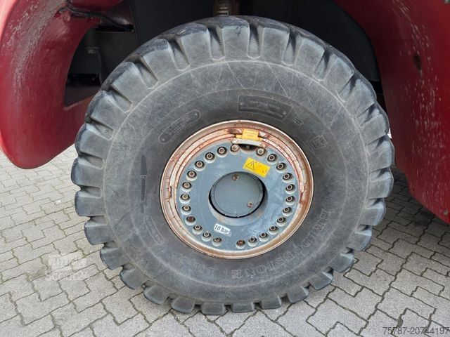 Οι υπολοιποι LIEBHERR LRS V645 Reachstacker/ Containerlader