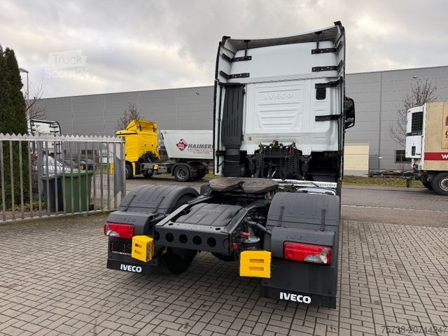 Standard trækkerunit IVECO S-Wax 480/Intarder/Hydraulik/Navi/Spoiler/EURO6D