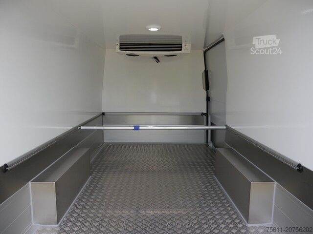 Kühltransporter VW CRAFTER 35 FLACH FRISCHEDIENST 0° RFK + 2x PDC