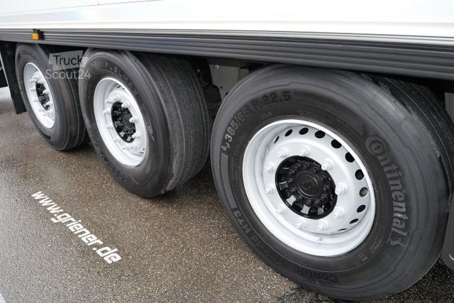 Kylsläpvagn SCHMITZ CARGOBULL SKO 24/CARRIER 1550/DOPPELSTOCK/BLUMEN 258tsd km