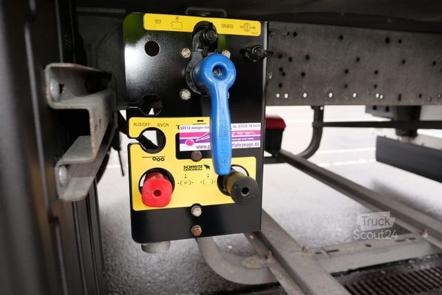 Kylsläpvagn SCHMITZ CARGOBULL SKO 24/CARRIER 1550/DOPPELSTOCK/BLUMEN 258tsd km