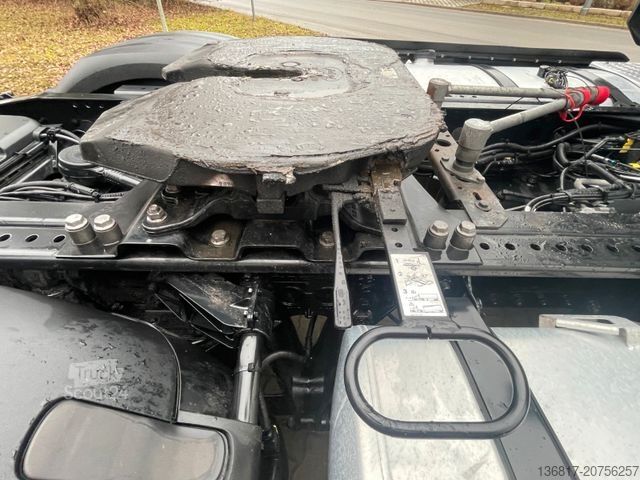 Standard dragbil DAF XG 530 FT 4x2 BL Retarder Schubbodenhyd. CornerV