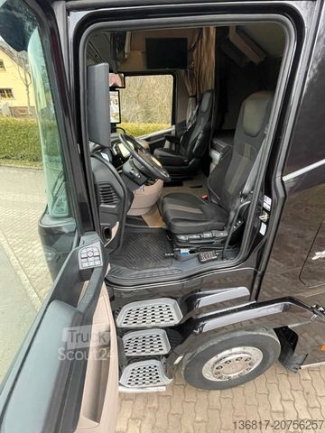 Standard dragbil DAF XG 530 FT 4x2 BL Retarder Schubbodenhyd. CornerV