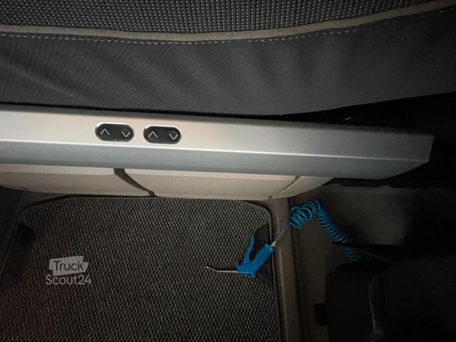 Standard dragbil DAF XG 530 FT 4x2 BL Retarder Schubbodenhyd. CornerV