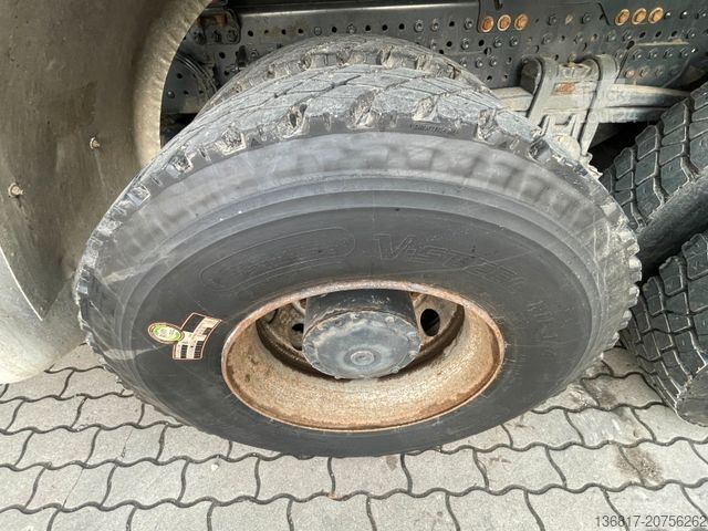 Tippbil MERCEDES-BENZ Arocs 3251 8x4 BB Meiller Bordmatik neu bereift