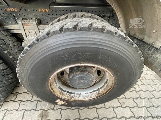 Tippbil MERCEDES-BENZ Arocs 3251 8x4 BB Meiller Bordmatik neu bereift