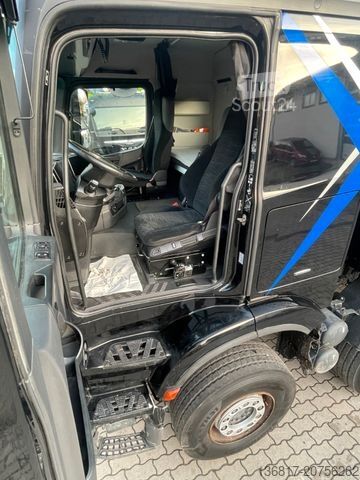 Tippbil MERCEDES-BENZ Arocs 3251 8x4 BB Meiller Bordmatik neu bereift