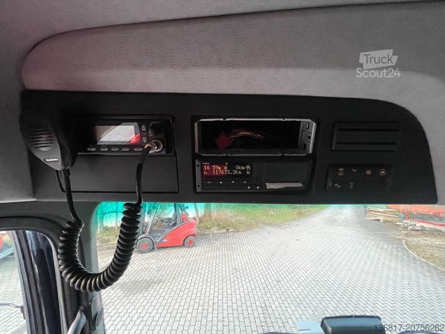 Tippbil MERCEDES-BENZ Arocs 3251 8x4 BB Meiller Bordmatik neu bereift
