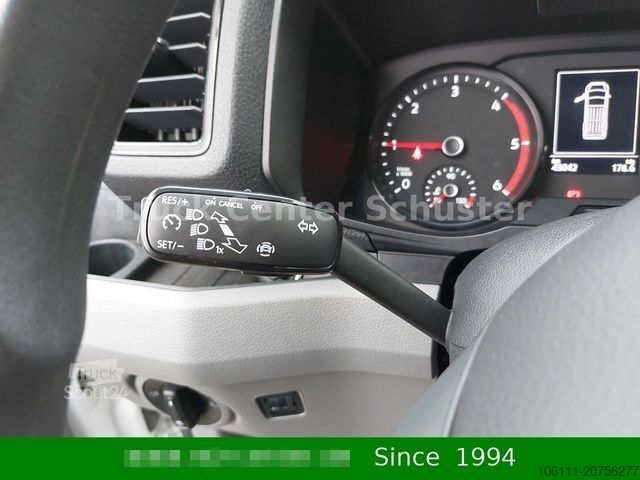 Kleinbus VOLKSWAGEN Crafter 35 2,0TDi 140PS MR2 HochFWD/AHK3,0t