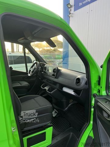 Furgone MERCEDES-BENZ Sprinter 317 LANG 9G-TRONIC TOTWINKEL 360°KAMERA