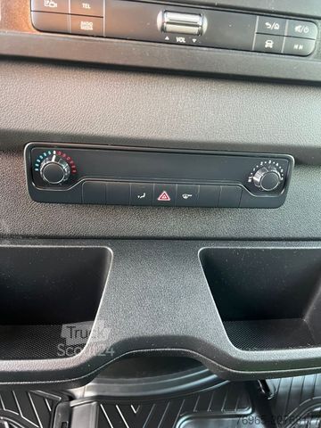 Furgone MERCEDES-BENZ Sprinter 317 LANG 9G-TRONIC TOTWINKEL 360°KAMERA