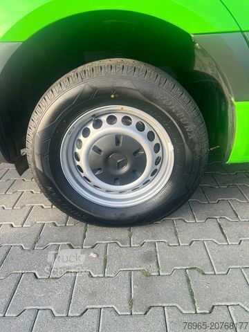 Furgone MERCEDES-BENZ Sprinter 317 LANG 9G-TRONIC TOTWINKEL 360°KAMERA