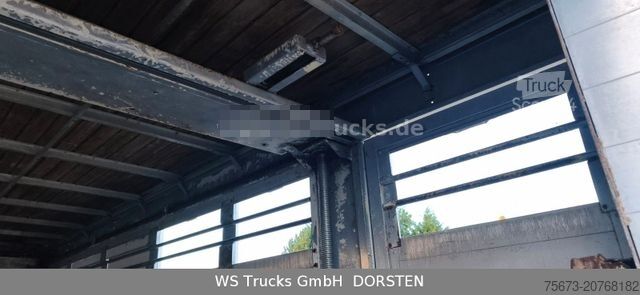 Polpriklopnik za prevoz živine MENKE-JANZEN 2 Stock Viehauflieger | Spindel