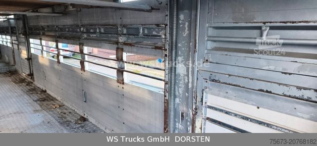 Polpriklopnik za prevoz živine MENKE-JANZEN 2 Stock Viehauflieger | Spindel