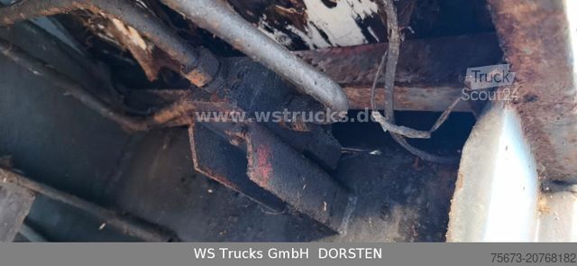 Polpriklopnik za prevoz živine MENKE-JANZEN 2 Stock Viehauflieger | Spindel