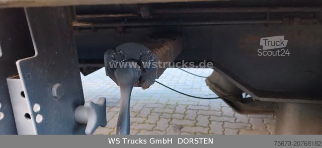 Polpriklopnik za prevoz živine MENKE-JANZEN 2 Stock Viehauflieger | Spindel