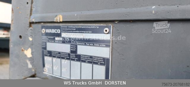 Polpriklopnik za prevoz živine MENKE-JANZEN 2 Stock Viehauflieger | Spindel