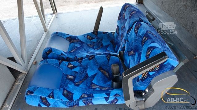 Autobus granturismo BERKHOF Axial SB4000 - 51 Sitze Analoge Tacho