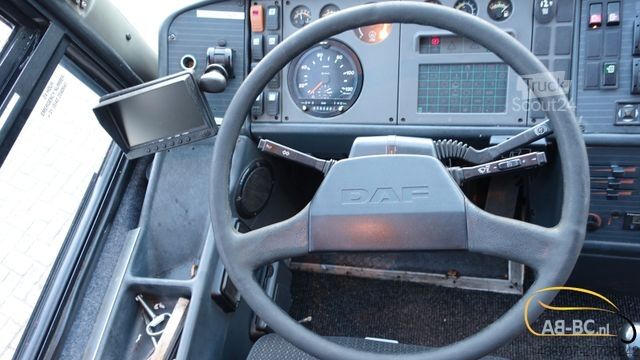 Autobus granturismo BERKHOF Axial SB4000 - 51 Sitze Analoge Tacho