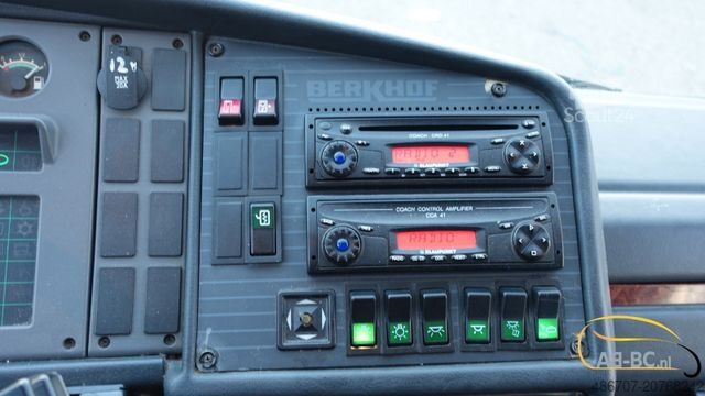 Autobus granturismo BERKHOF Axial SB4000 - 51 Sitze Analoge Tacho
