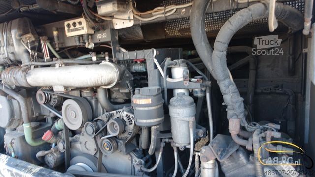 Autobus granturismo BERKHOF Axial SB4000 - 51 Sitze Analoge Tacho