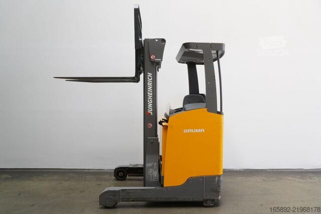 Stivuitor cu catarg retractabil Jungheinrich ETV112